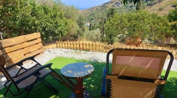Casa Di Patouria , Stenies Andros Apikia  Exteriör bild